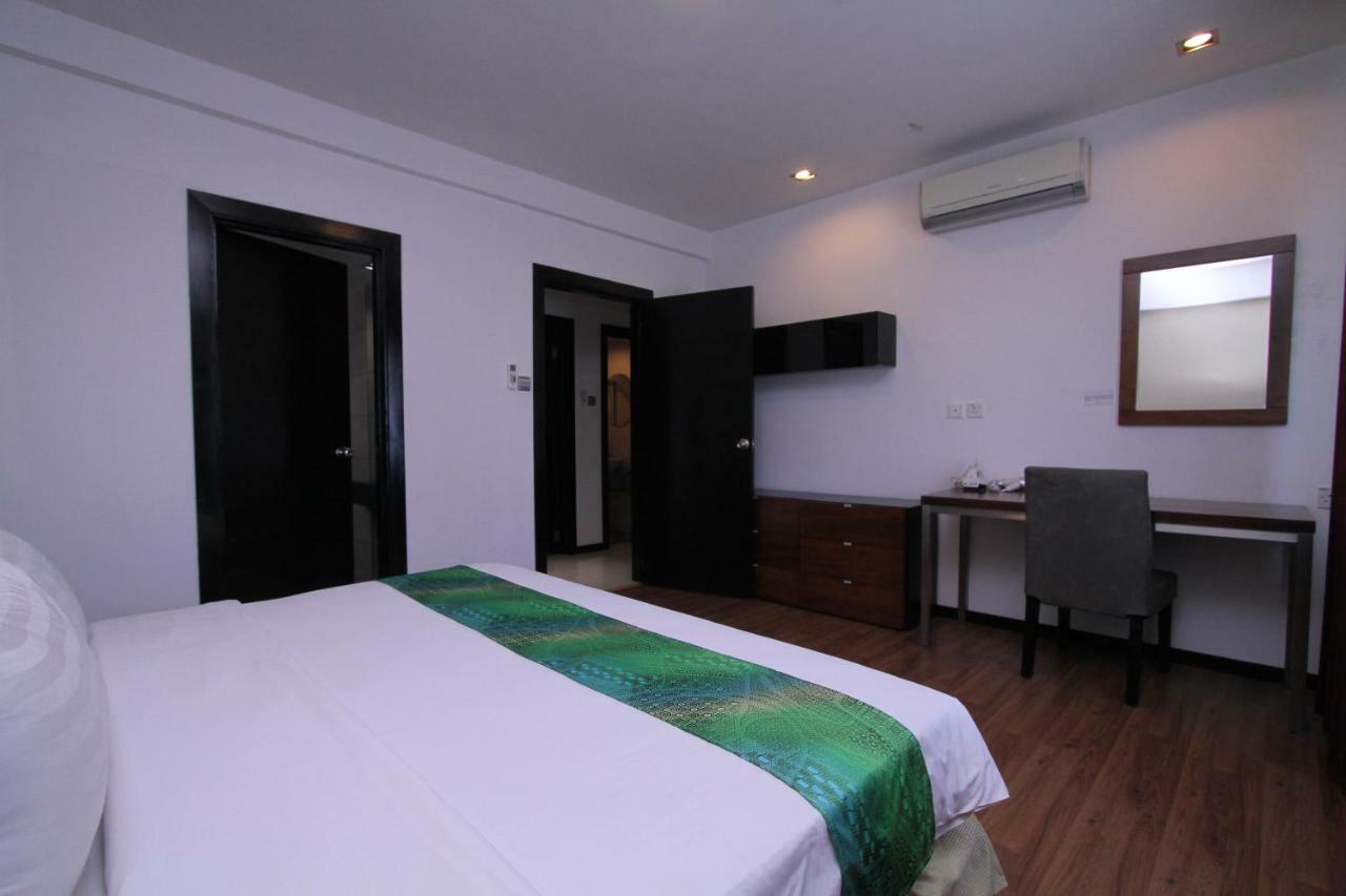 Likas Square - Kk Apartment Suite Κότα Κιναμπαλού Εξωτερικό φωτογραφία